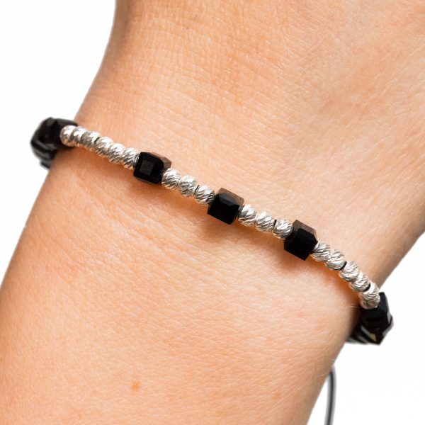 Brățară șnur cu bile din argint și onix pătrat 4,5 mm – 18 bile de 3 mm